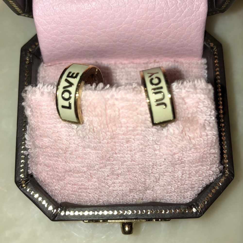 “Love Juicy” white enamel with gold earrings